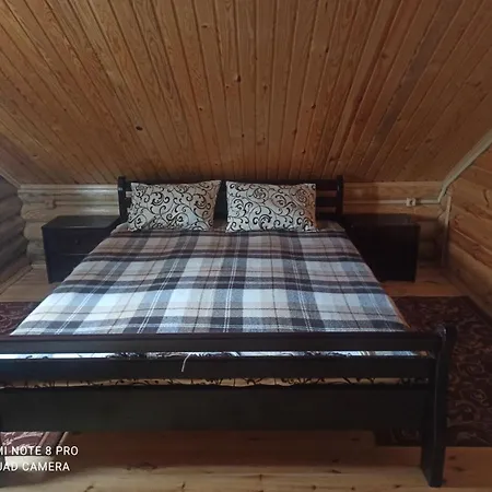 Woodhouse Svitiaz Guest House Exterior photo